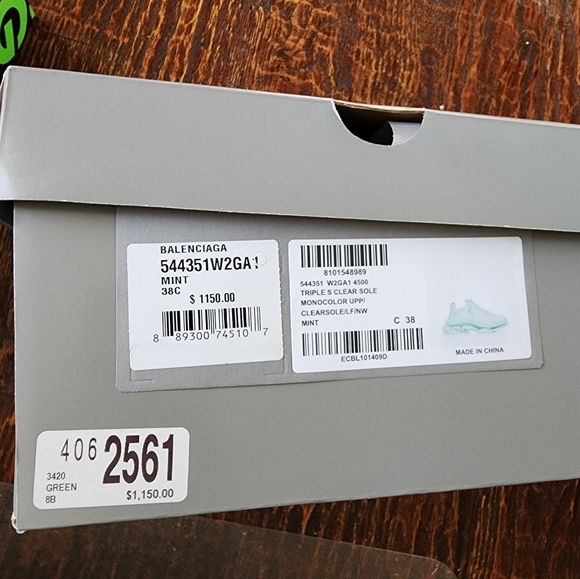 Balenciaga Sneaker - Picture 2 of 5